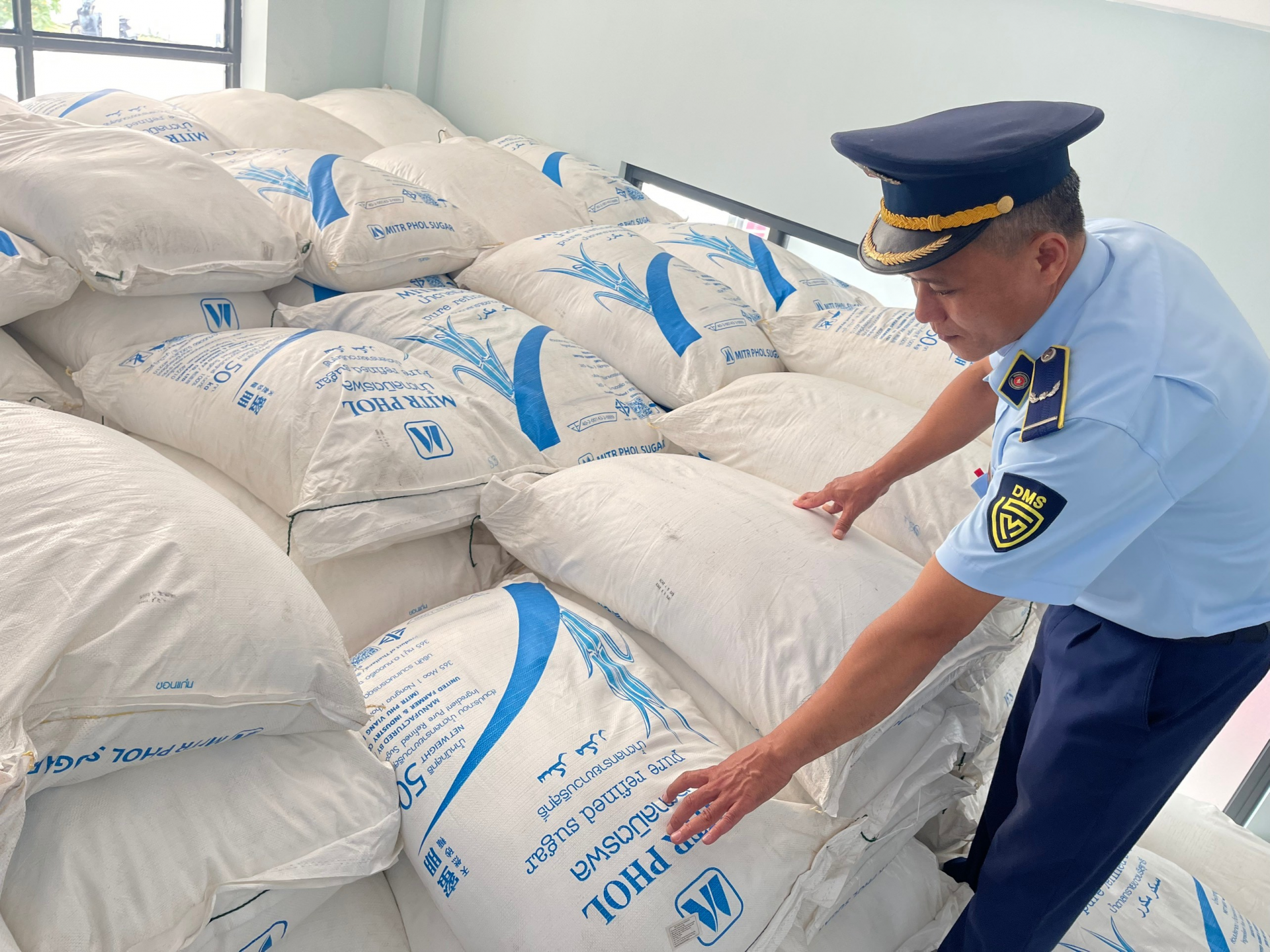 Tăng cường chống buôn lậu, gian lận thương mại mặt hàng đường cát