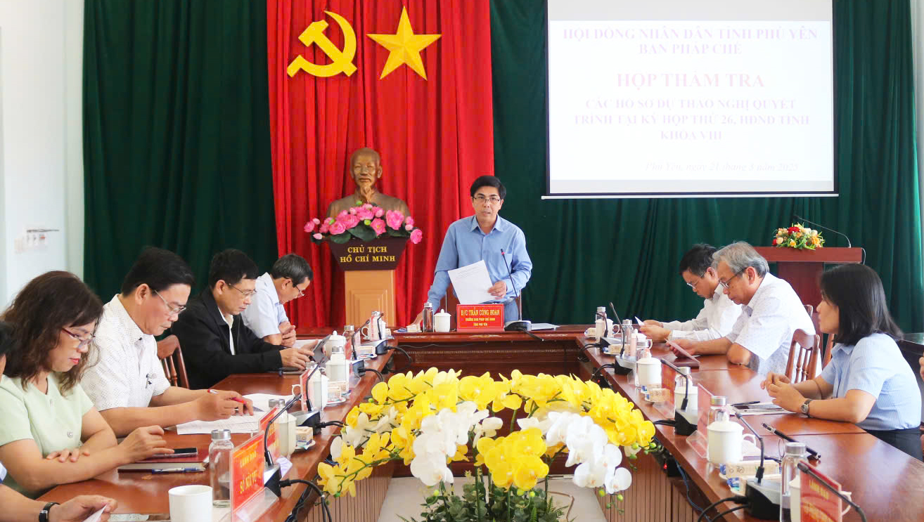 Thống nhất nội dung dự thảo điều chỉnh biên chế cán bộ, công chức và chế độ, chính sách đối với dân quân tự vệ