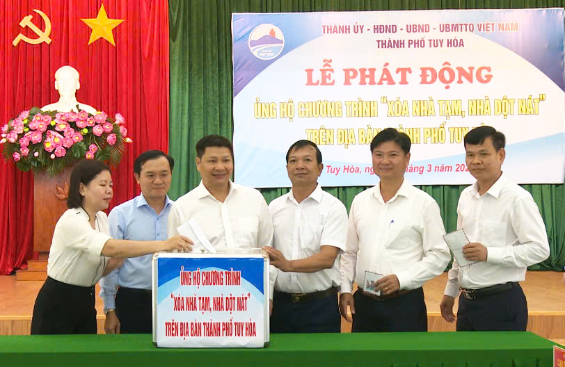 Huy động xã hội hóa xóa nhà tạm, nhà dột nát