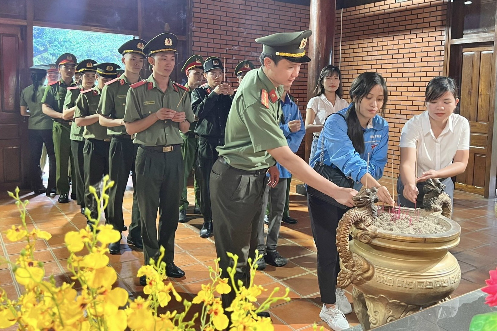 Xây dựng hình mẫu thanh niên thời kỳ mới