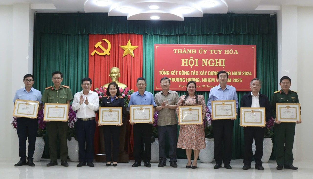 Đảm bảo thực chất trong đánh giá tổ chức đảng và đảng viên