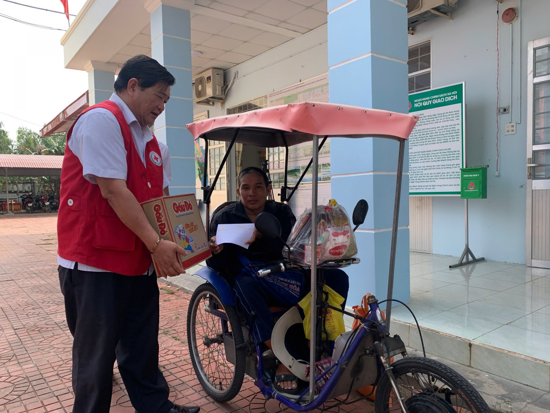 Chung tay vì người khuyết tật