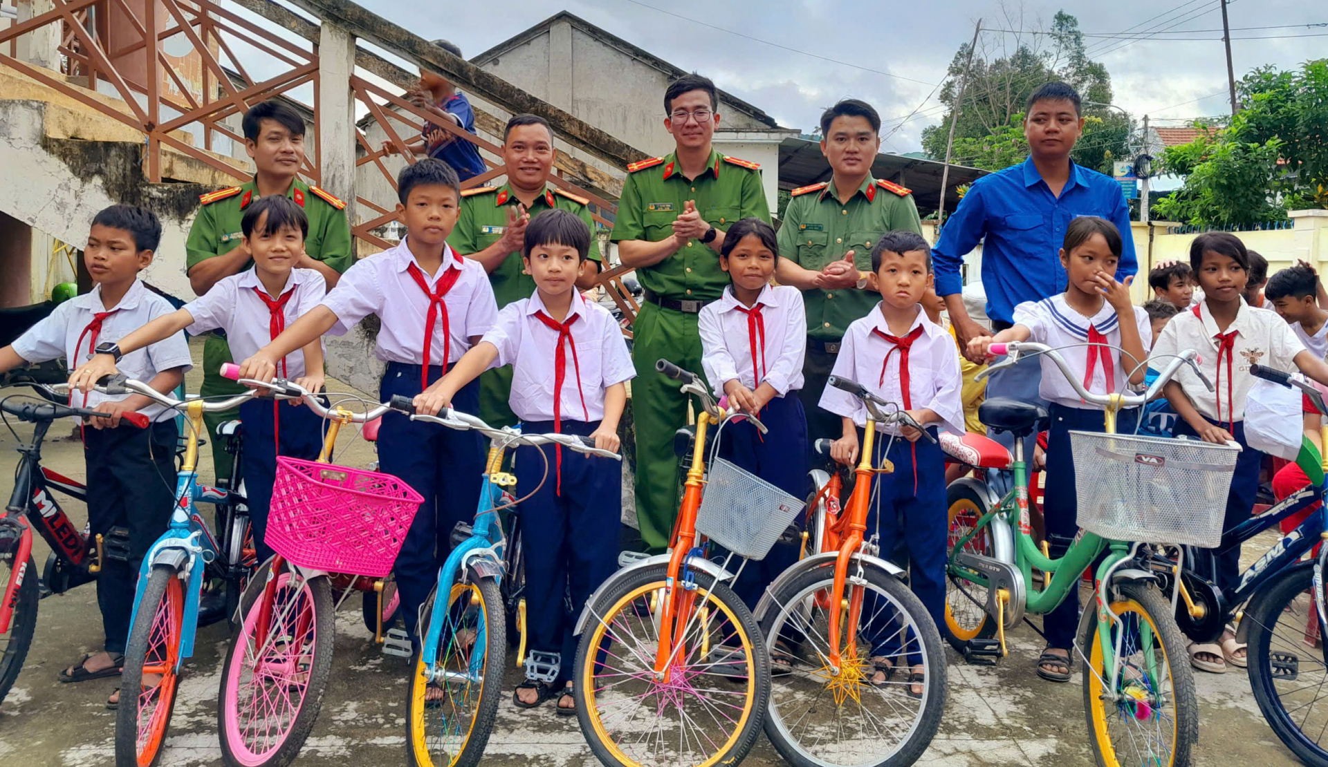 Hạnh phúc khi được kết nối, sẻ chia