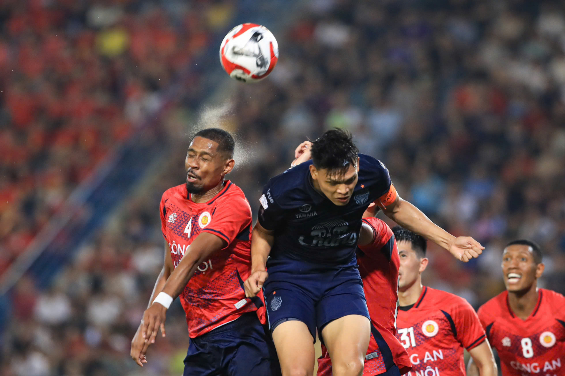 “Làn gió mới” Công Phượng và Pendant Quang Vinh