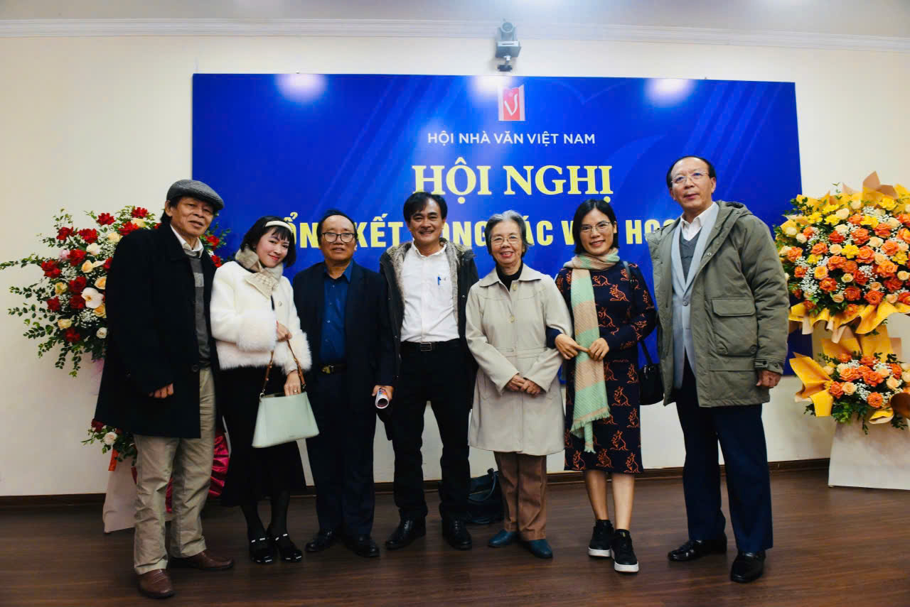 Văn học thiếu nhi nuôi dưỡng tâm hồn con trẻ