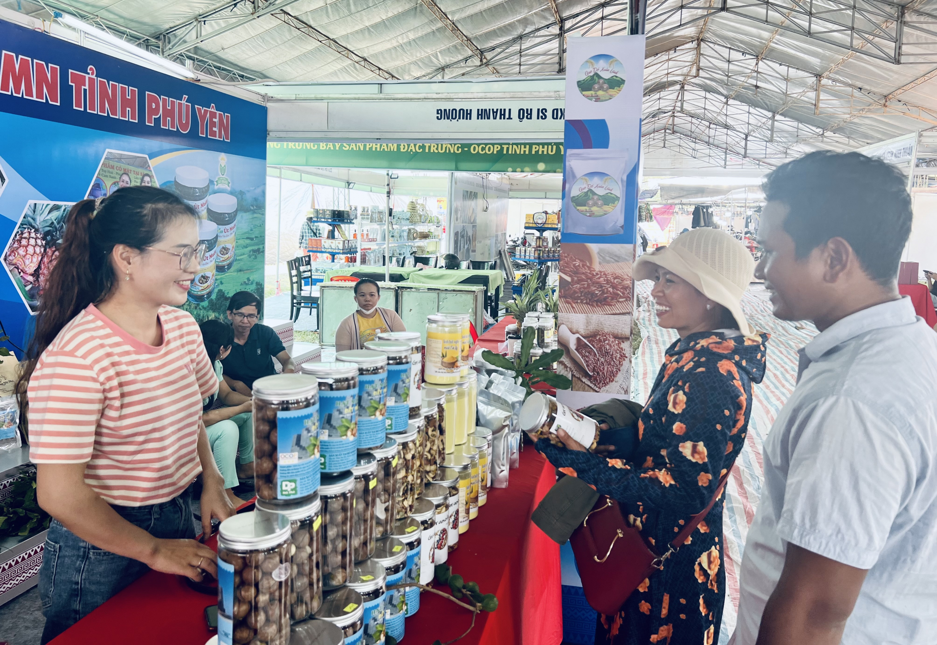 Bảo vệ quyền, lợi ích của người dân, doanh nghiệp