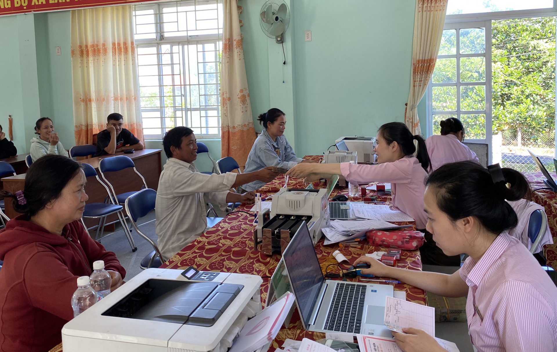 Đa dạng giải pháp huy động vốn, chung tay vì người nghèo