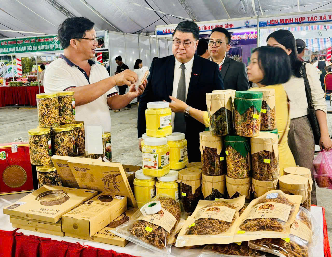 Thúc đẩy xúc tiến thương mại cho các hợp tác xã