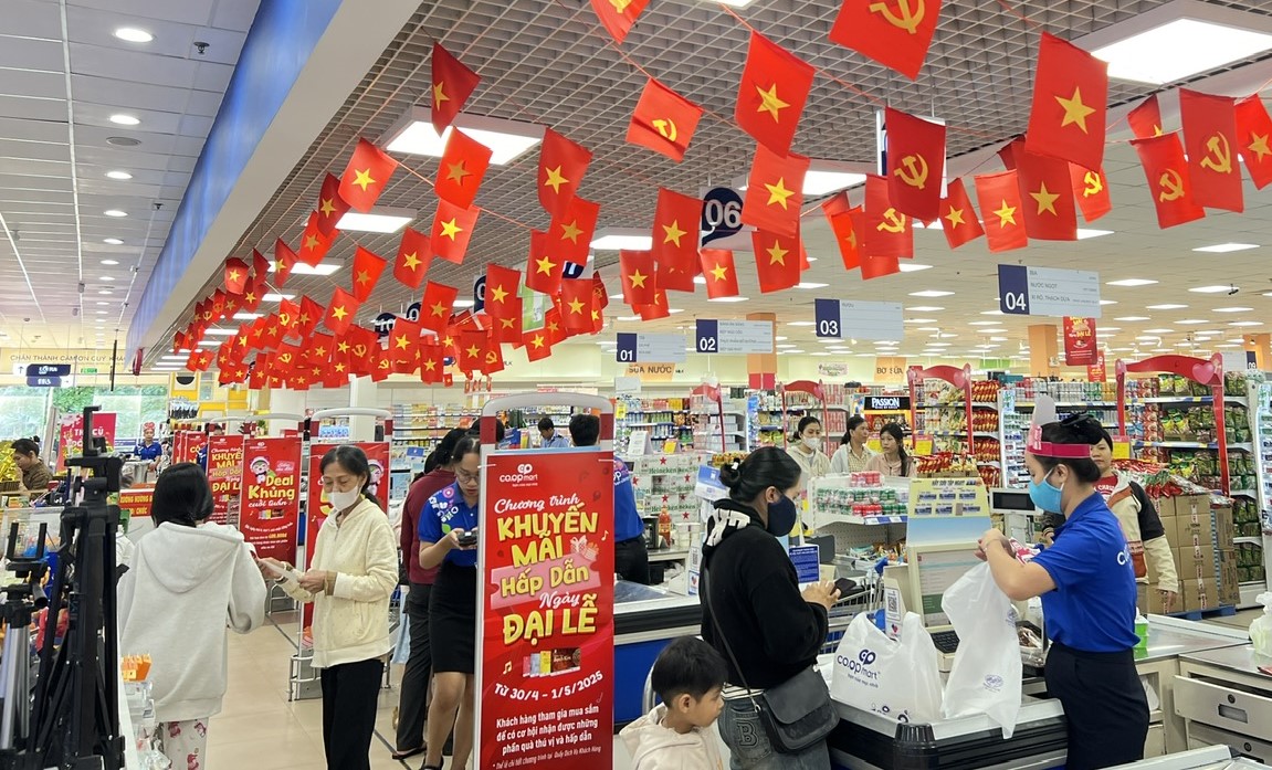 Du lịch phát triển góp phần kích cầu tiêu dùng