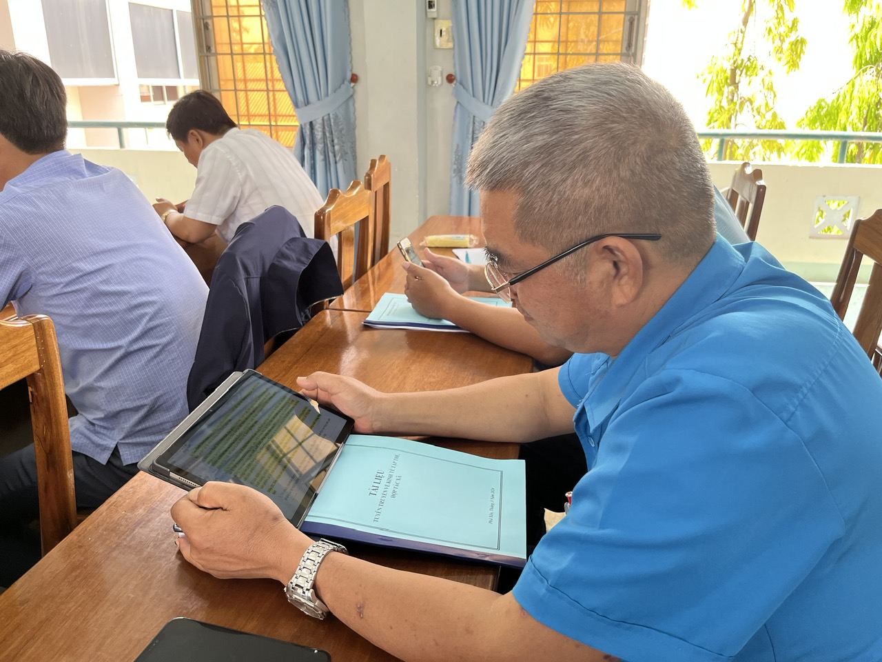 Trang bị kiến thức cho cán bộ hợp tác xã