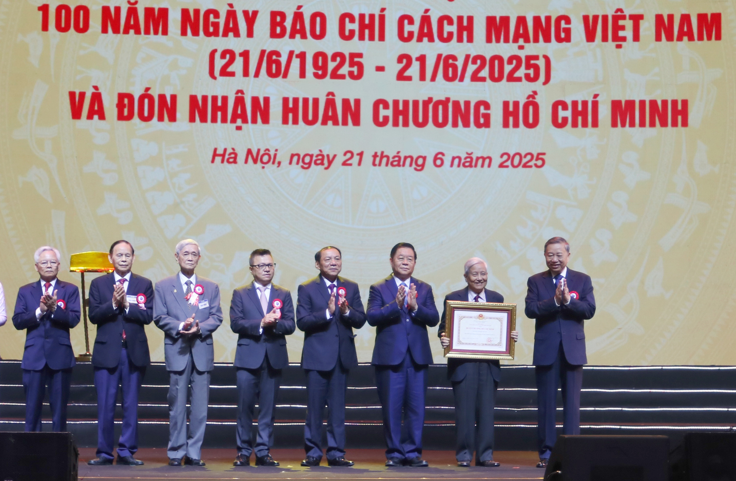 Báo chí phải phát triển tương xứng với tầm vóc thời đại