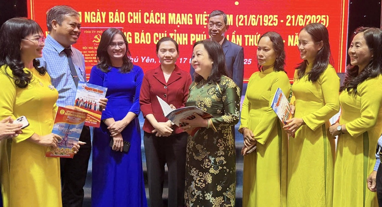 Báo chí phải phát triển tương xứng, vươn mình cùng dân tộc