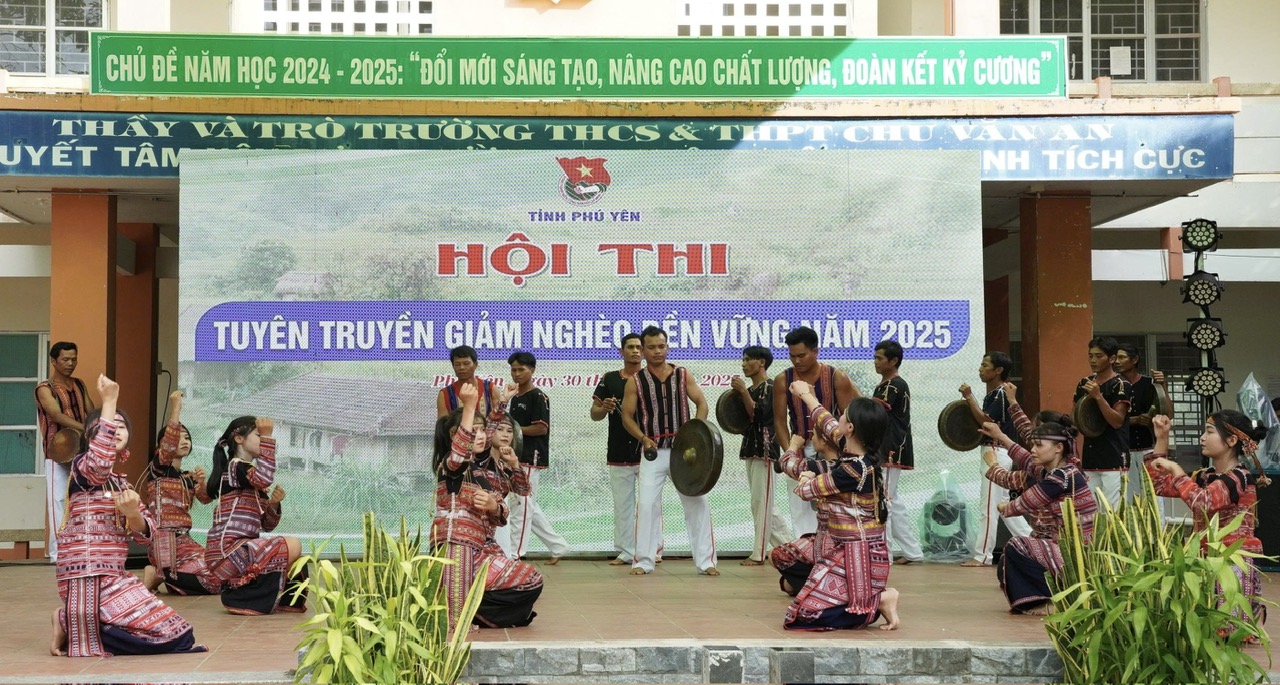 Nhiều sắc màu tại ngày hội Thanh niên tôn giáo, dân tộc