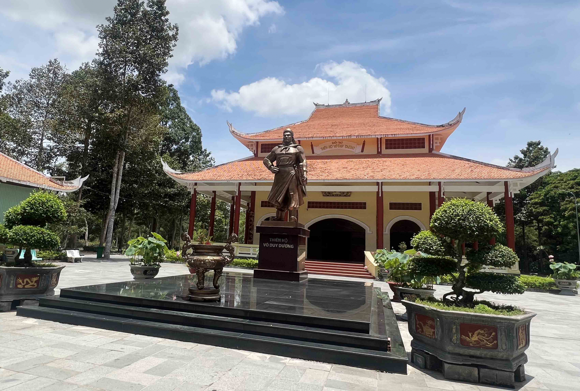 Dấu tích oai hùng và hào khí Tháp Mười