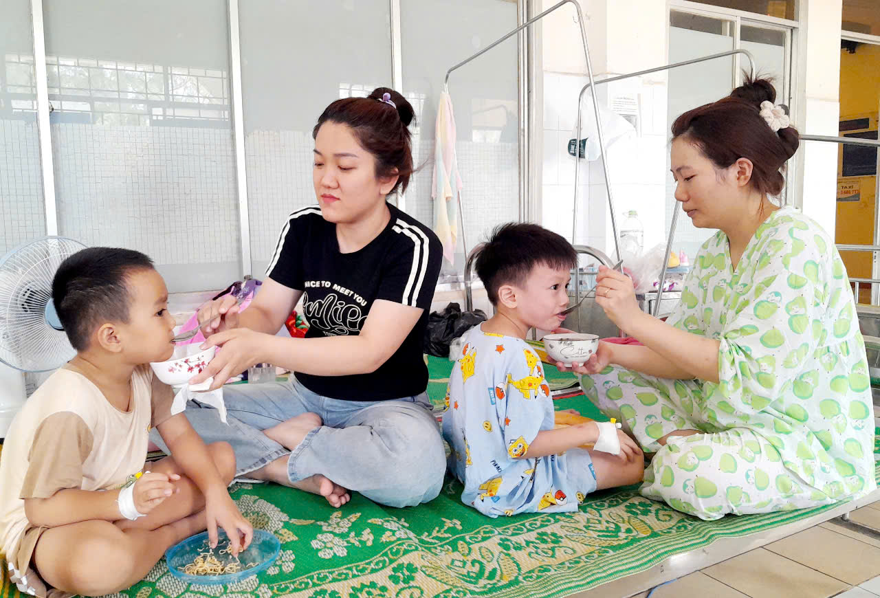 10 năm hoạt động nhân đạo của một bếp ăn từ thiện