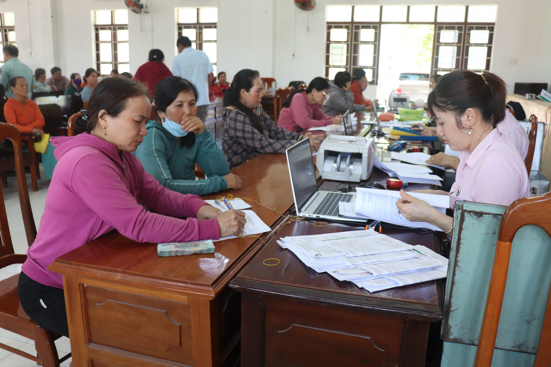 Tăng tốc giải ngân, giúp người dân ổn định sinh kế