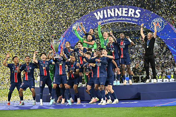 PSG VÔ ĐỊCH CHAMPIONS LEAGUE: Giá trị của bóng đá tập thể