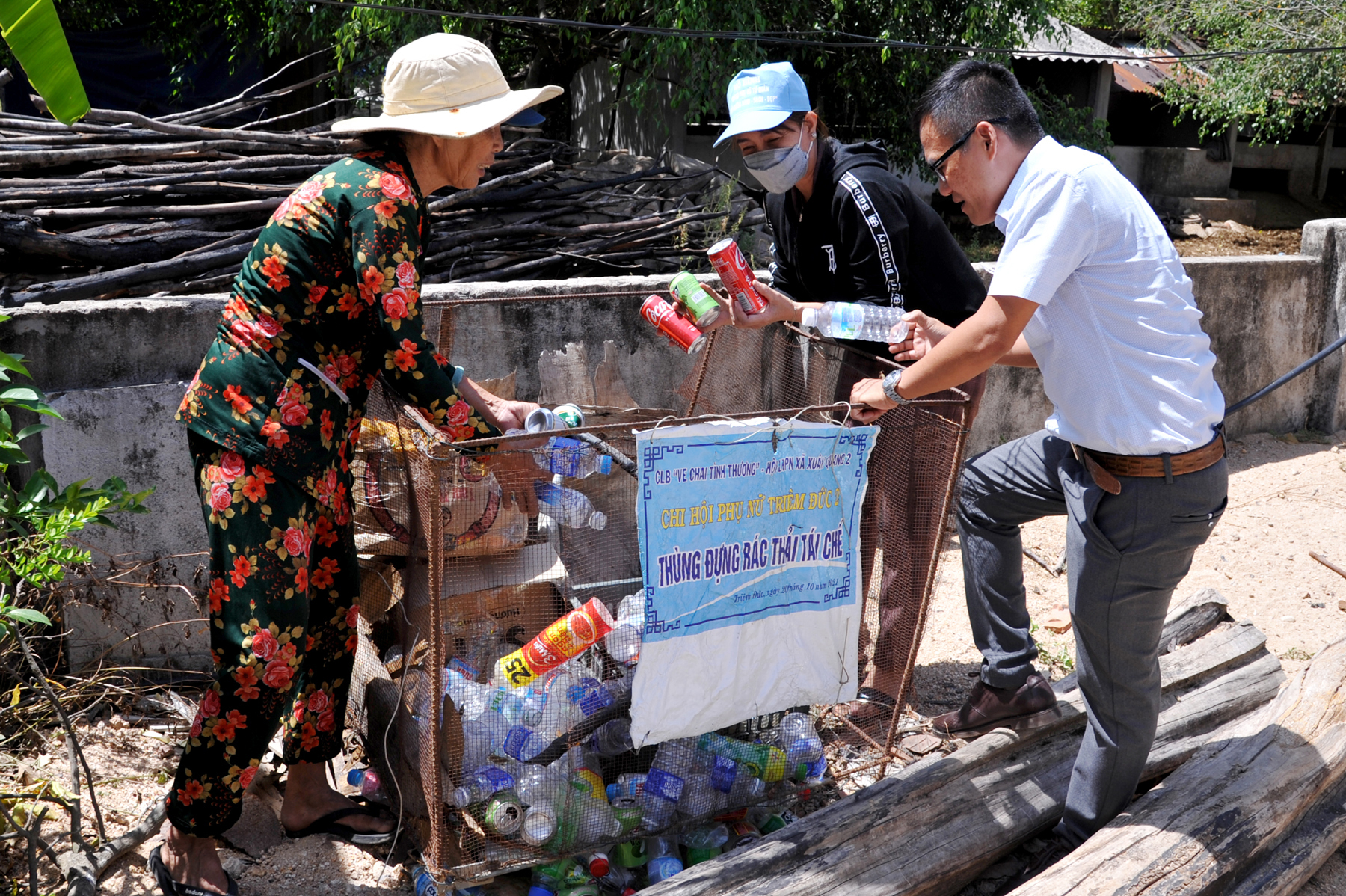 Nâng cao hiệu quả thu gom, xử lý rác tái chế