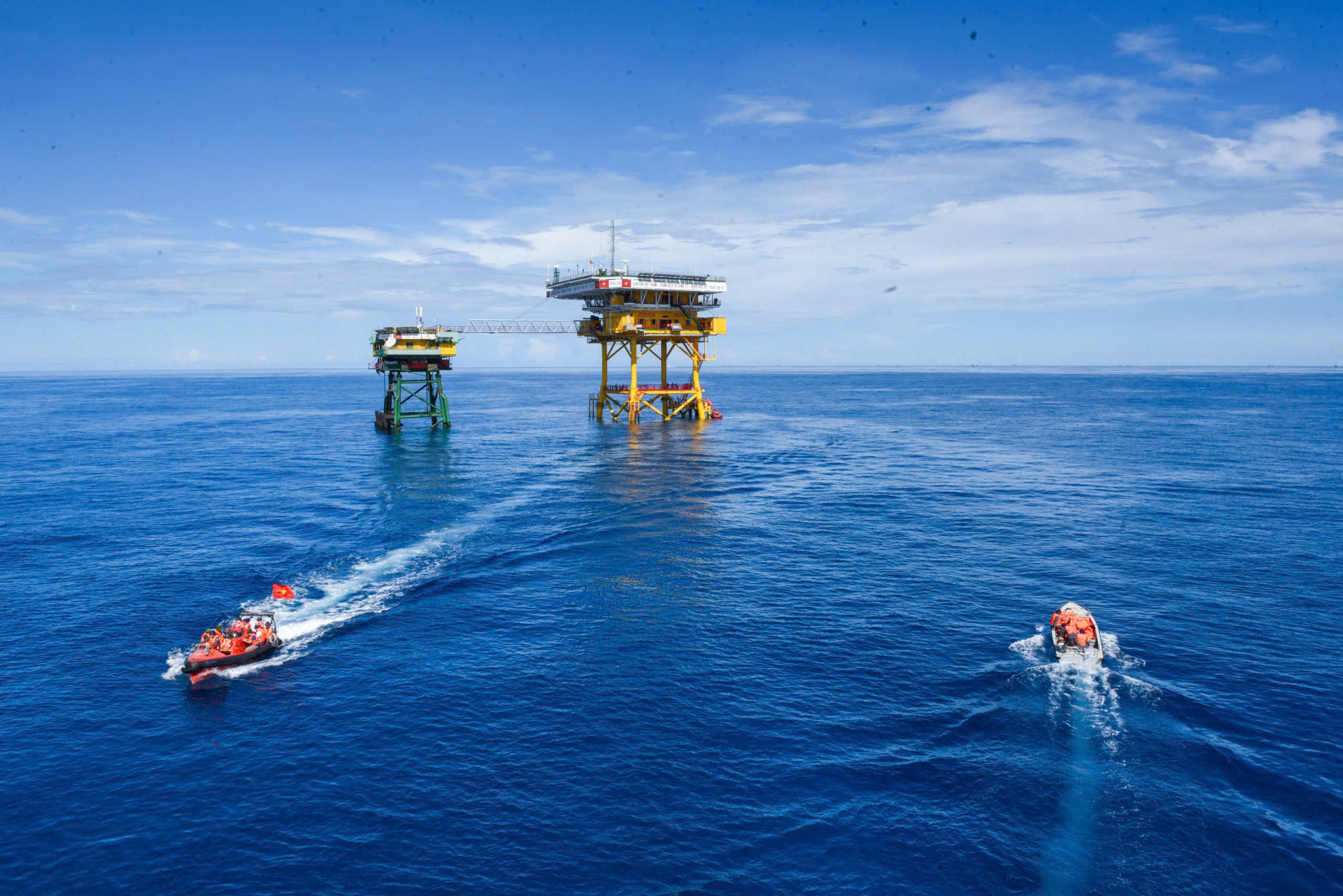 Trường Sa không xa bởi những điều thú vị