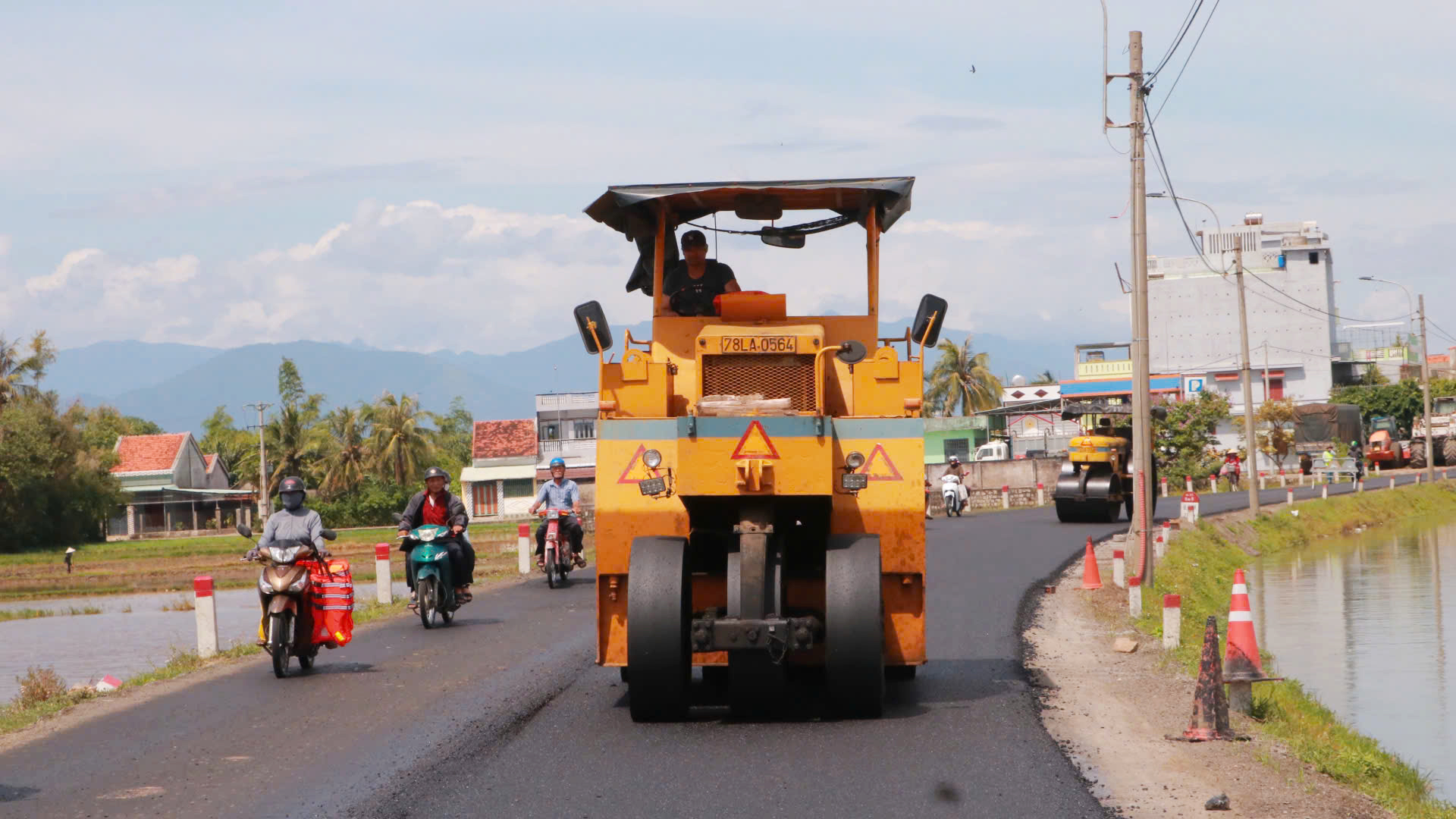 Tập trung sửa chữa quốc lộ 25, đảm bảo an toàn giao thông