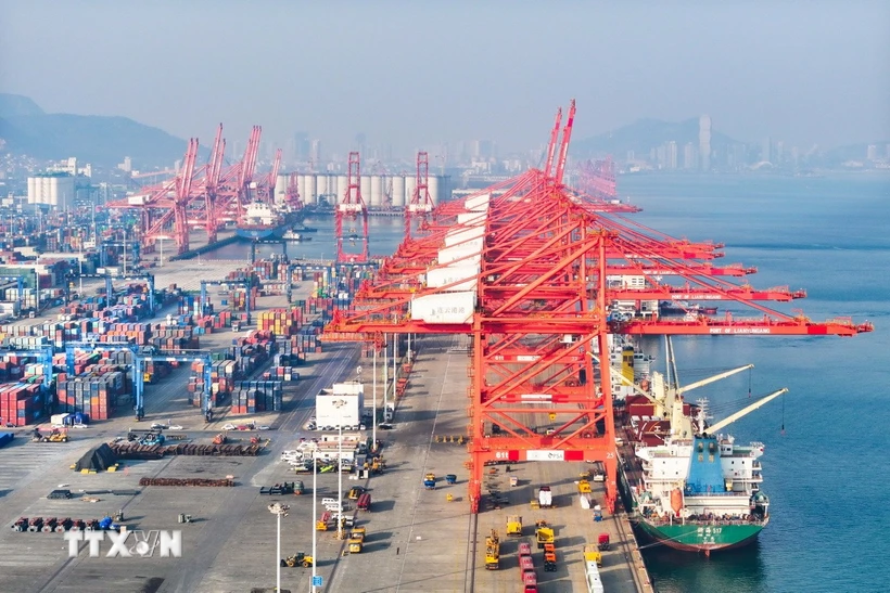 Châu Á duy trì vị thế khu vực trung tâm trong chuỗi giá trị toàn cầu