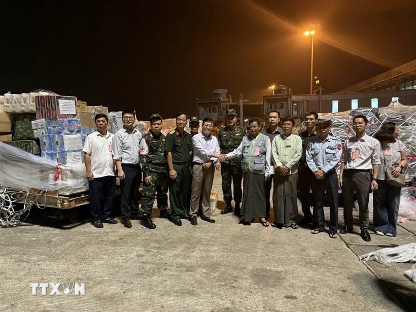 Đoàn Việt Nam mang theo tinh thần quyết tâm hỗ trợ người dân Myanmar