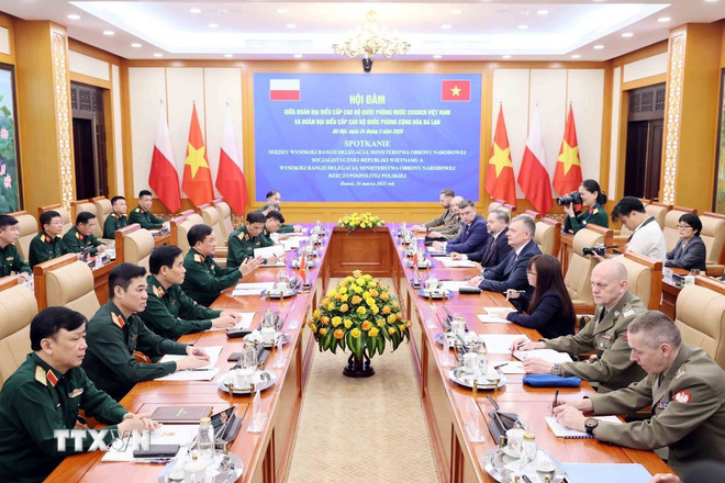 Củng cố các khuôn khổ, cơ chế hợp tác quốc phòng Việt Nam - Ba Lan