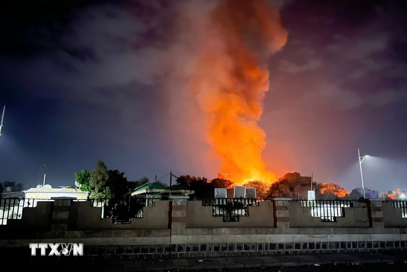 Mỹ tiến hành 9 cuộc không kích ban đêm vào lực lượng Houthi tại Yemen