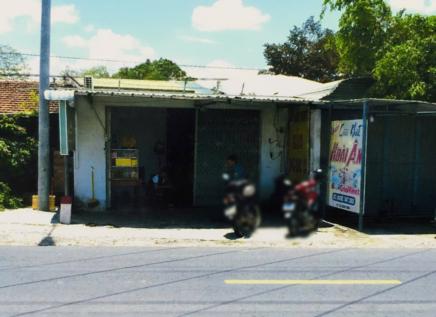 Khởi tố các đối tượng bắt giữ, ép thiếu nữ 17 tuổi bán dâm