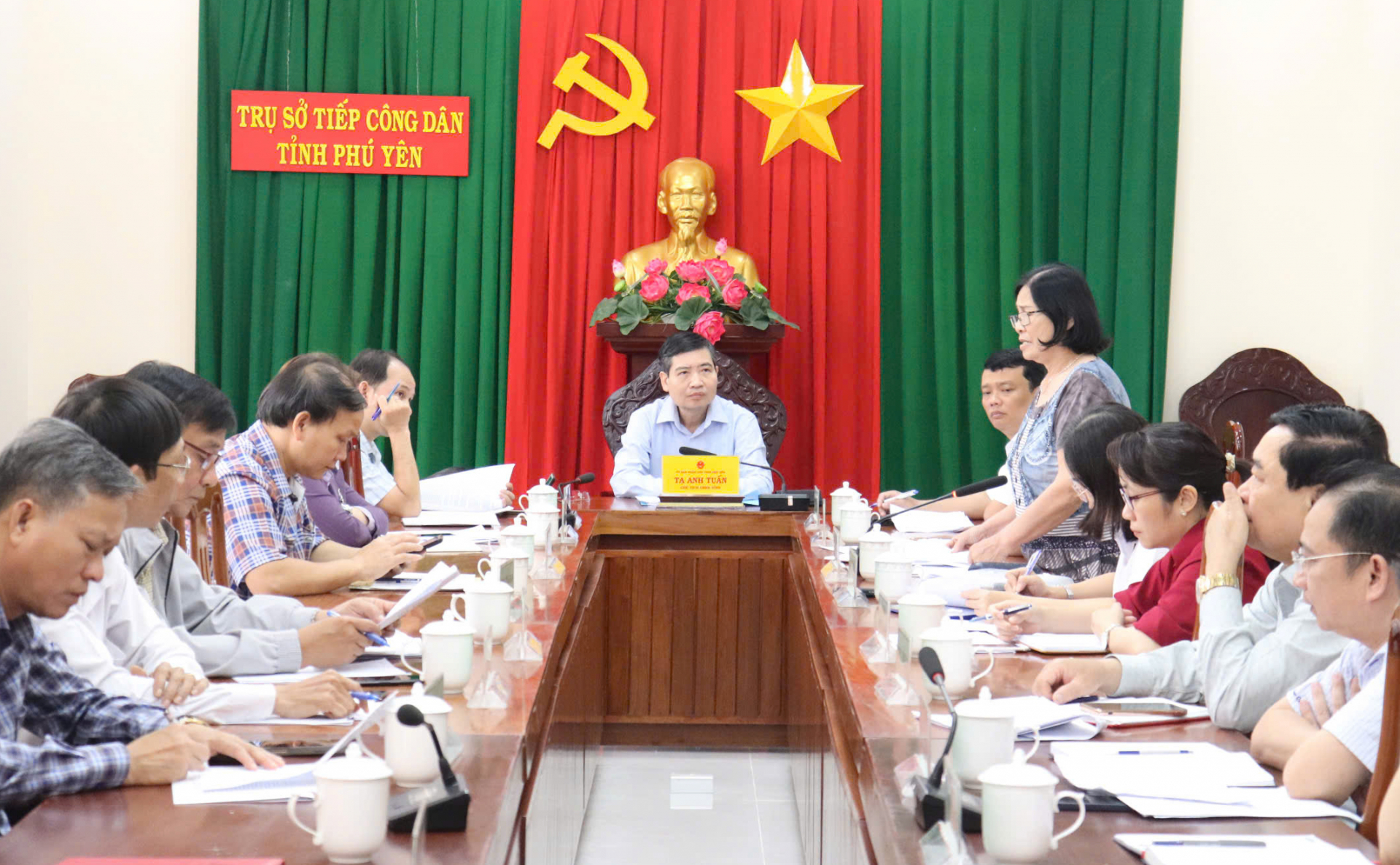 Tuyên truyền, vận động, giải thích và xử lý dứt điểm các vụ việc của công dân