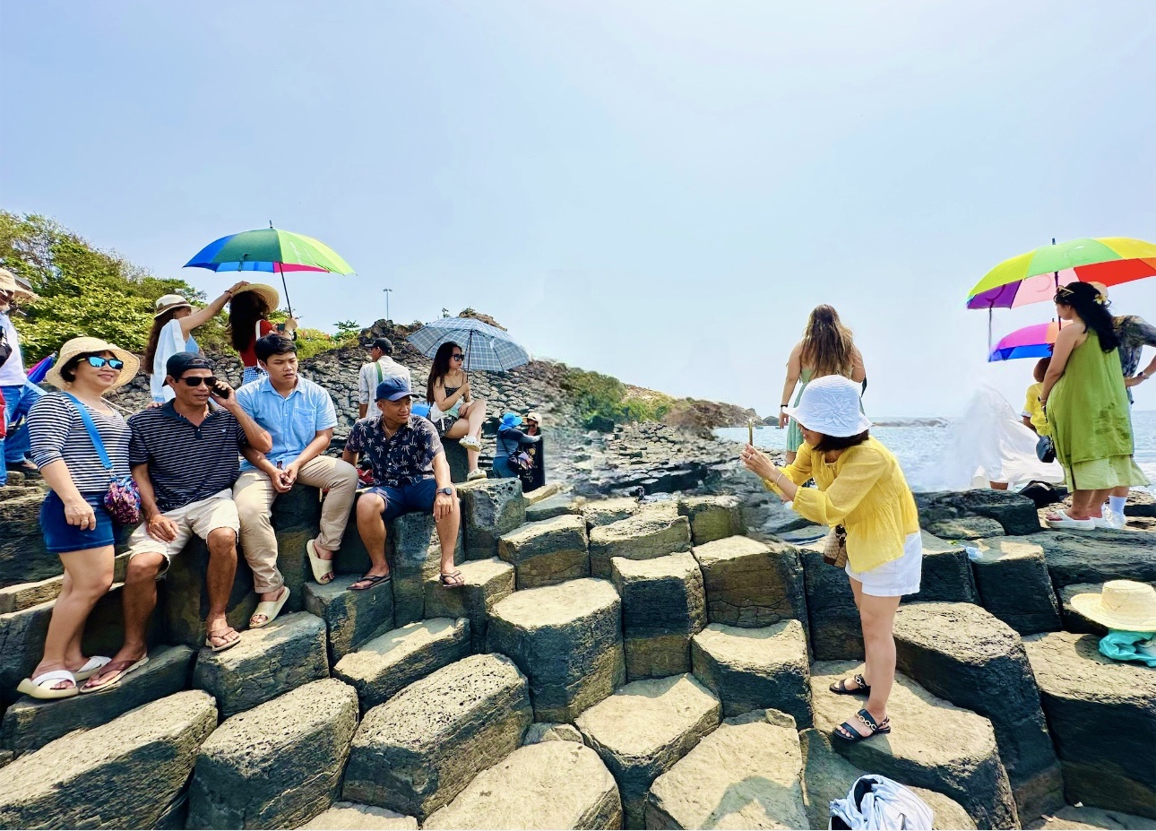 Quý I/2025 tổng lượt khách du lịch tăng gần 34% so với cùng kỳ