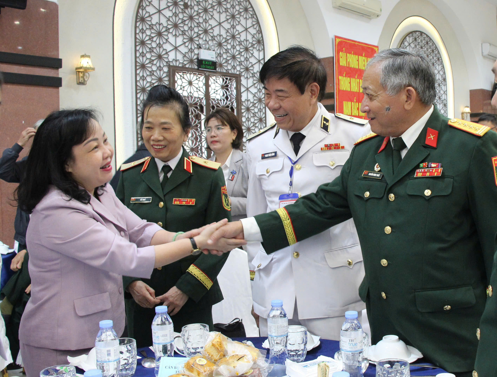 Tri ân cán bộ tham gia kháng chiến trước ngày 1/4/1975