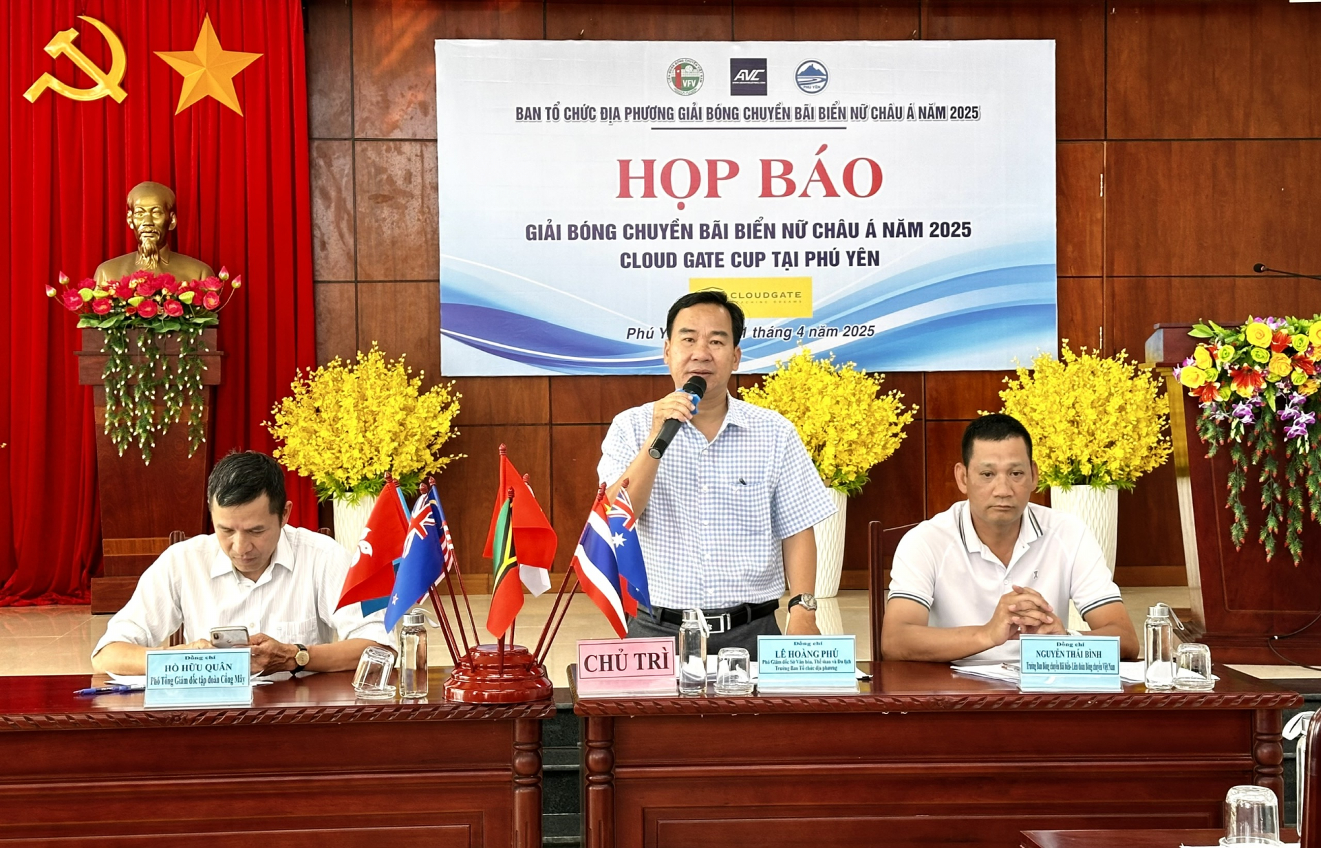 Sẵn sàng cho Giải Bóng chuyền bãi biển nữ châu Á tại bãi biển Tuy Hòa