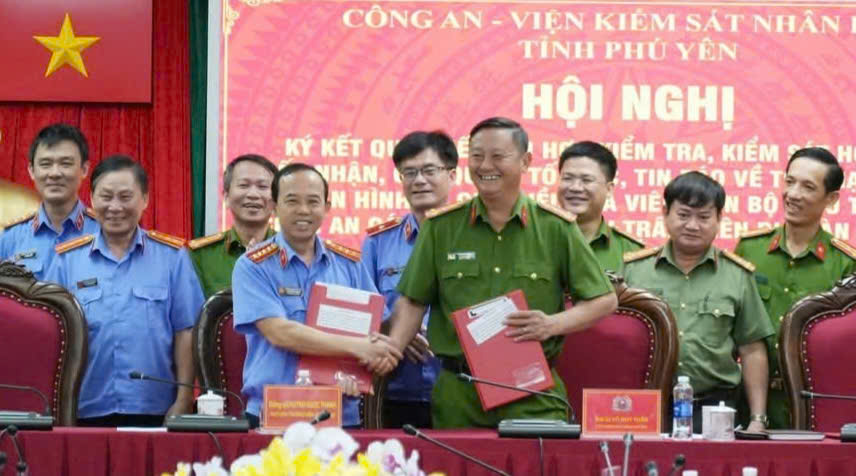 Phối hợp kiểm tra, kiểm sát hoạt động tiếp nhận, giải quyết tố giác, tin báo về tội phạm