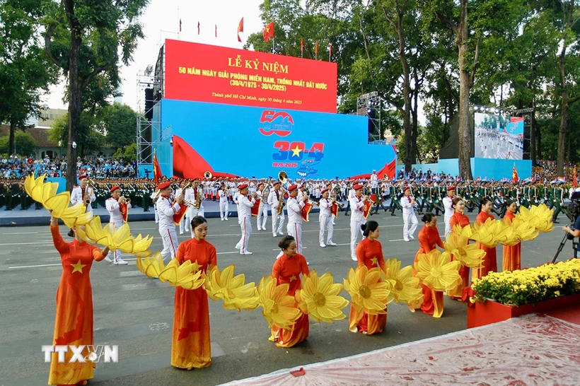 13.000 người tham gia Tổng duyệt Lễ kỷ niệm 50 năm giải phóng miền Nam