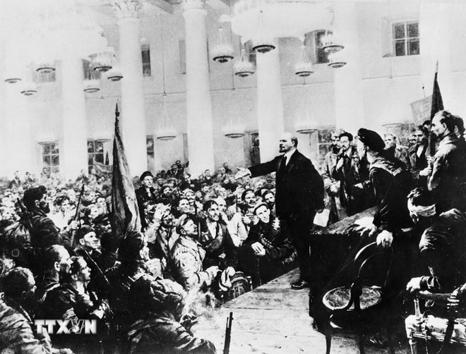 155 năm ngày sinh của V.I. Lenin: Thấm nhuần bài học “Thà ít mà tốt”