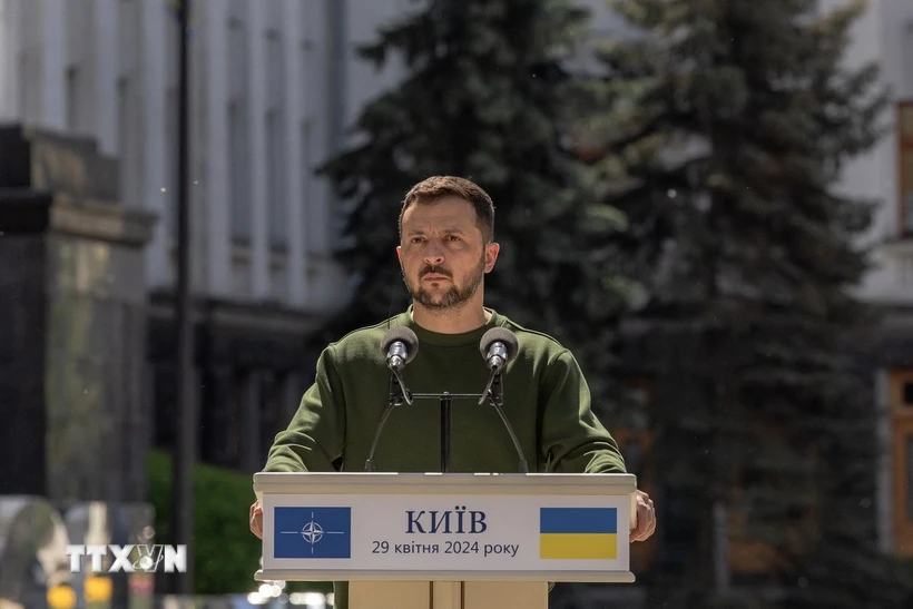 Tổng thống Ukraine sẵn sàng đàm phán ngừng bắn vô điều kiện với Nga