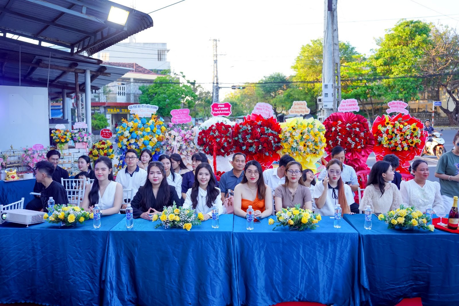 Công bố thành lập Công ty TNHH Truyền thông và Dịch vụ V AGENCY