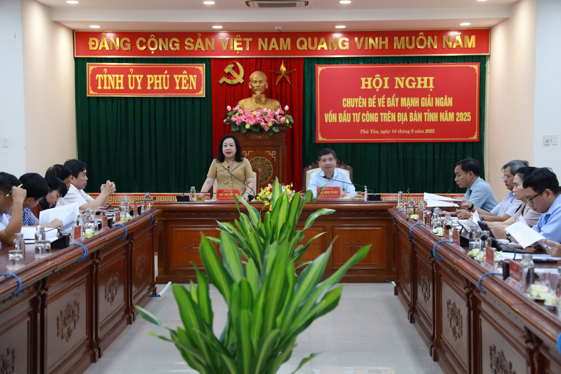 Khẩn trương tháo gỡ khó khăn, đẩy nhanh tiến độ giải ngân vốn đầu tư công