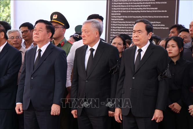 Lễ an táng nguyên Chủ tịch nước Trần Đức Lương tại Quảng Ngãi