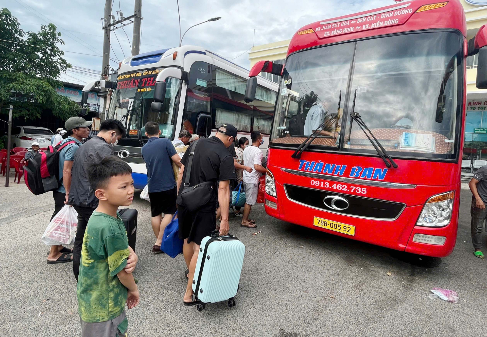 Trong 5 ngày nghỉ lễ, xảy ra 2 vụ tai nạn giao thông nghiêm trọng, làm 2 người chết