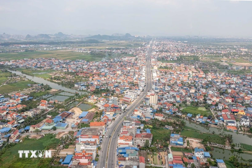 Bộ Nội vụ trình Chính phủ Đề án sắp xếp đơn vị hành chính cấp tỉnh năm 2025