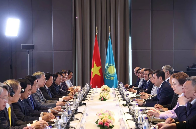 'Việt Nam là đối tác quan trọng của Kazakhstan tại khu vực Đông Nam Á'