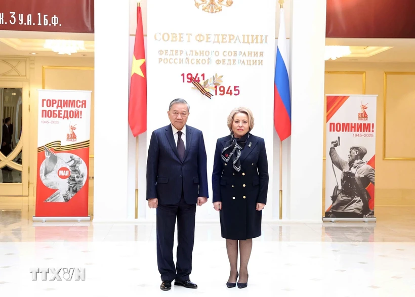 Phát triển quan hệ Đối tác chiến lược toàn diện với Nga