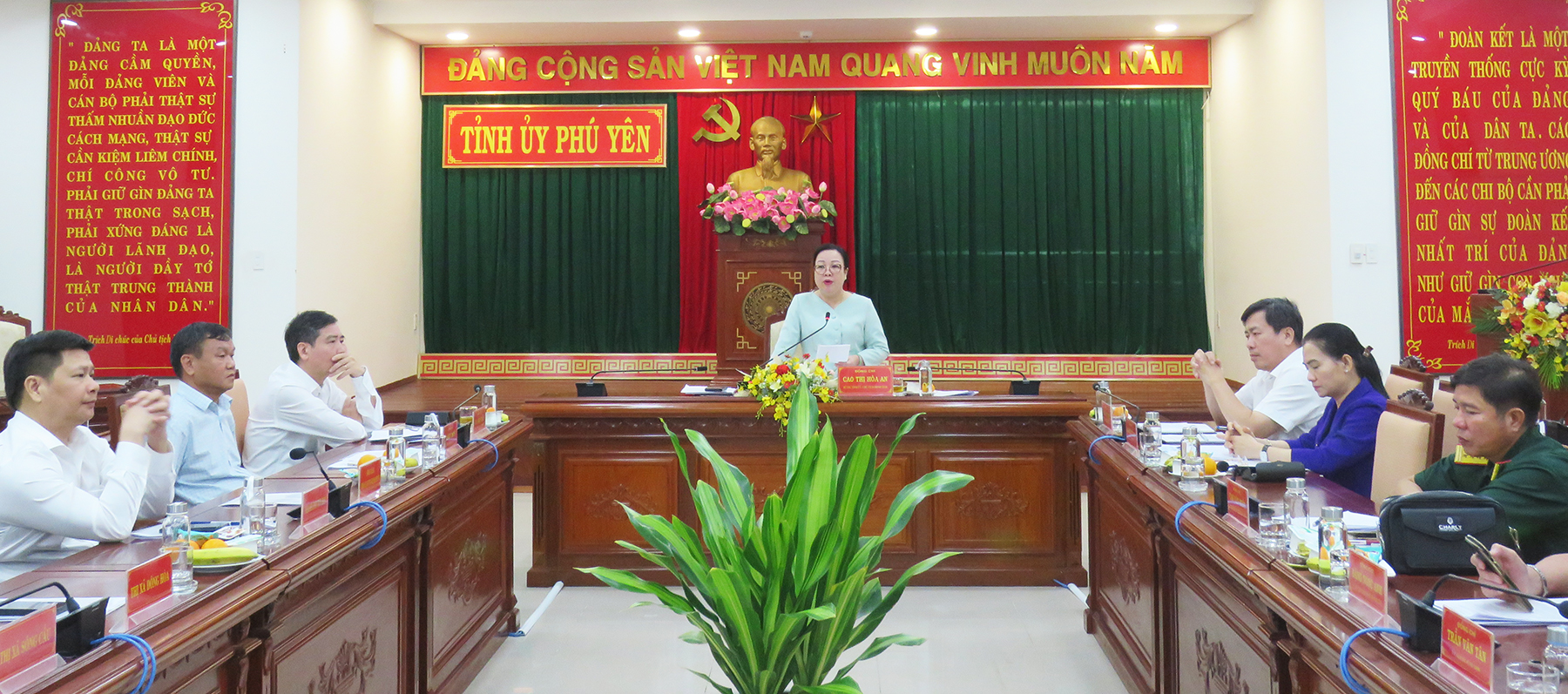 Khởi công xây dựng 1.854 nhà ở cho người có công với cách mạng, hộ nghèo, cận nghèo