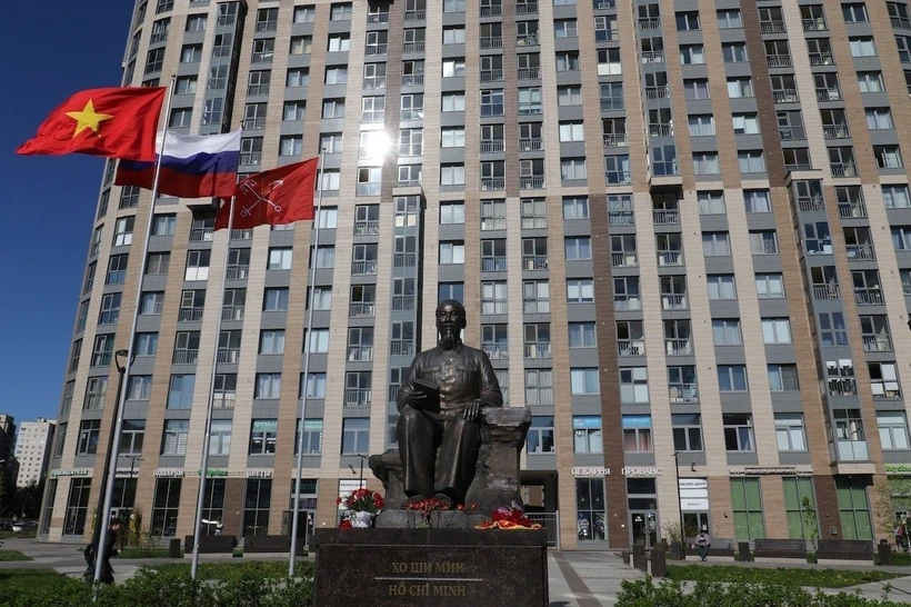 Hội thảo kỷ niệm ngày sinh Chủ tịch Hồ Chí Minh tại thành phố anh hùng của Nga