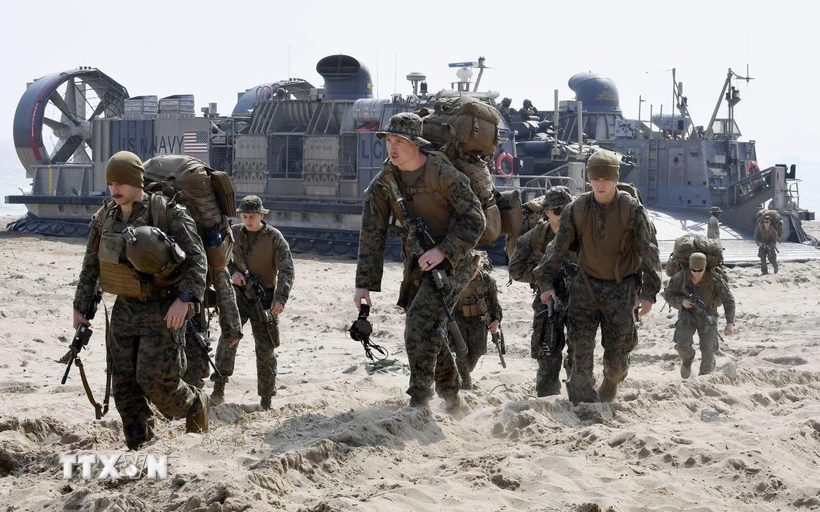 Tổng thống Mỹ không cắt giảm ngân sách 1.000 tỉ USD dành cho quân đội