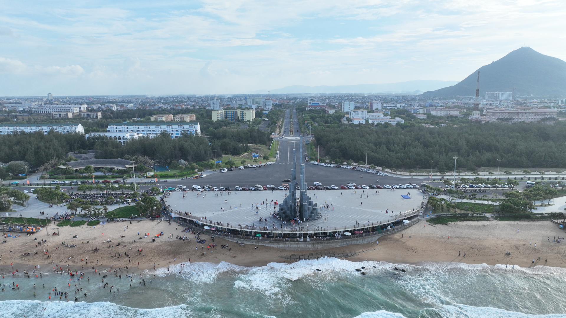 Hoàn thiện hạ tầng cho đô thị biển trung tâm