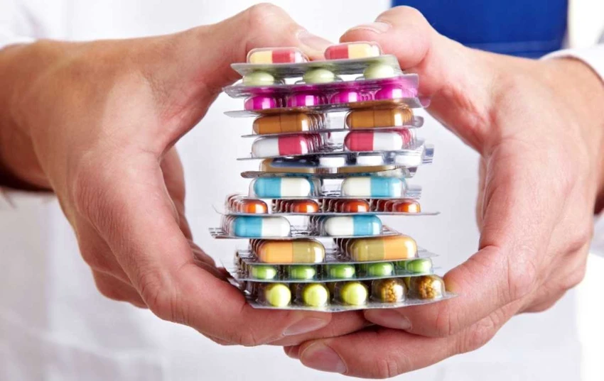  Siết chặt quản lý thuốc bằng kê đơn điện tử và bán thuốc theo đơn