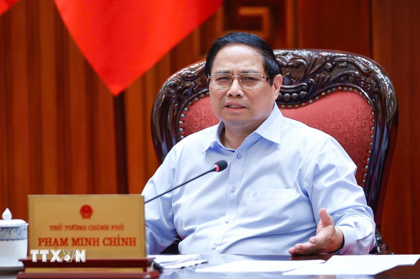 Thủ tướng: Khẩn trương đưa Nghị quyết về phát triển kinh tế tư nhân vào cuộc sống